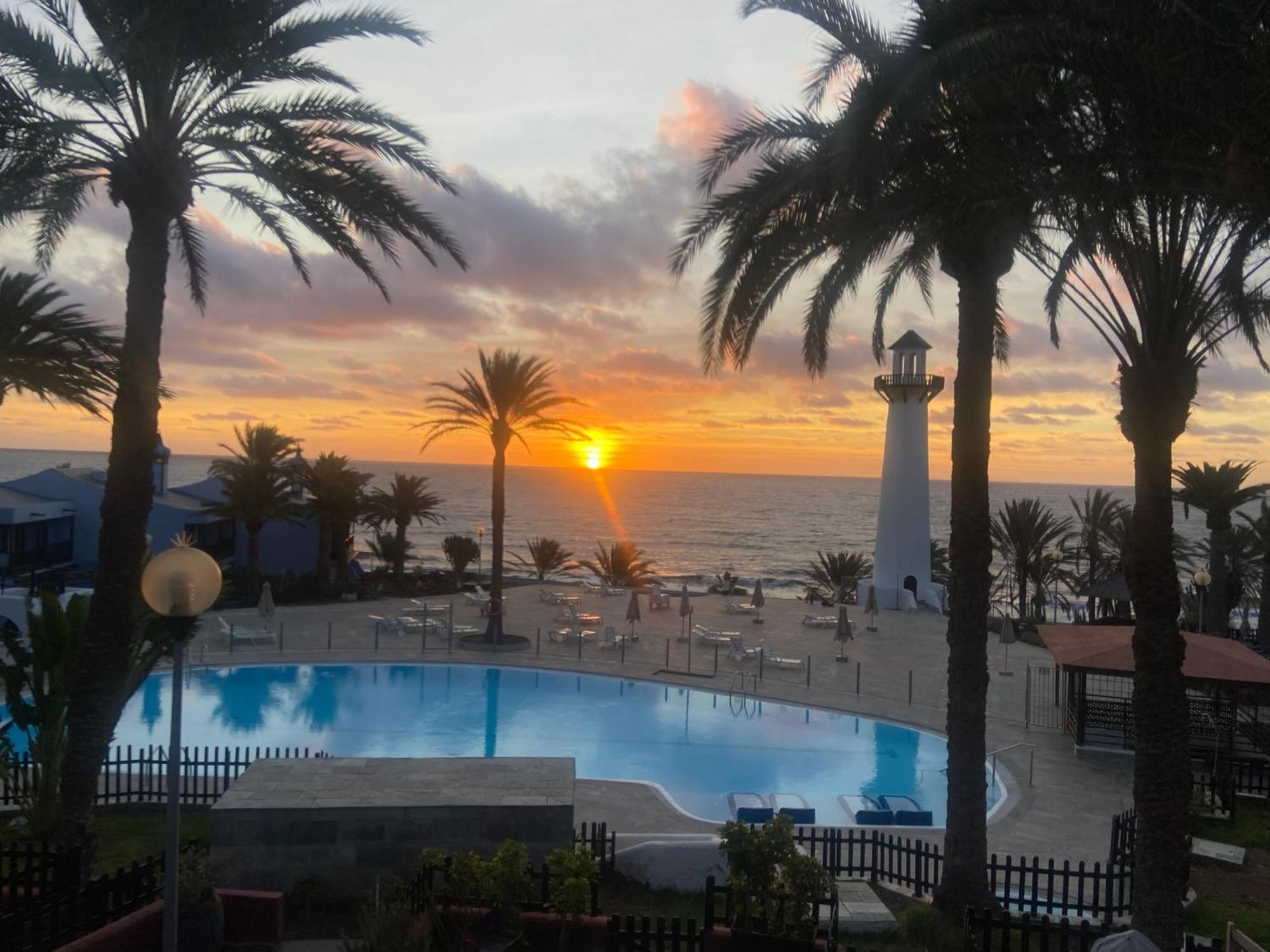 First Beachline Deluxe With Garden And Terrasse In Sun Club San Bartolomé Dış mekan fotoğraf